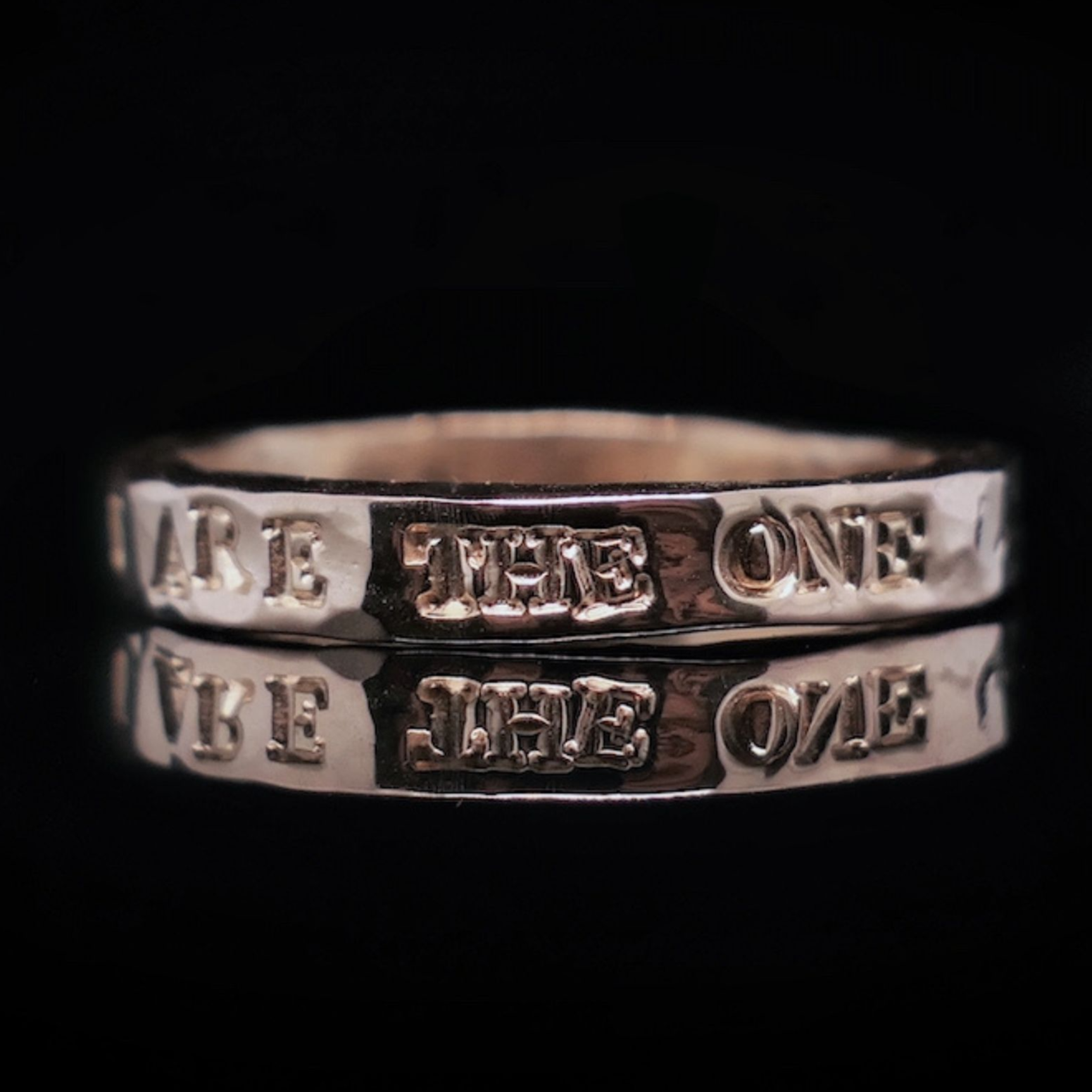 Ehering | Ring mit Gravur | Goldring | Herrenring | Quote small  | CAPULET Schmuck Werkstatt München
