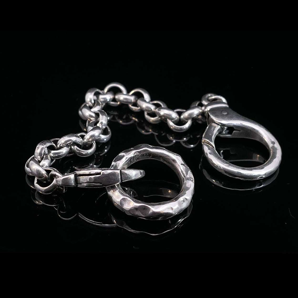 CORE - Armband mit Ring & Karabiner