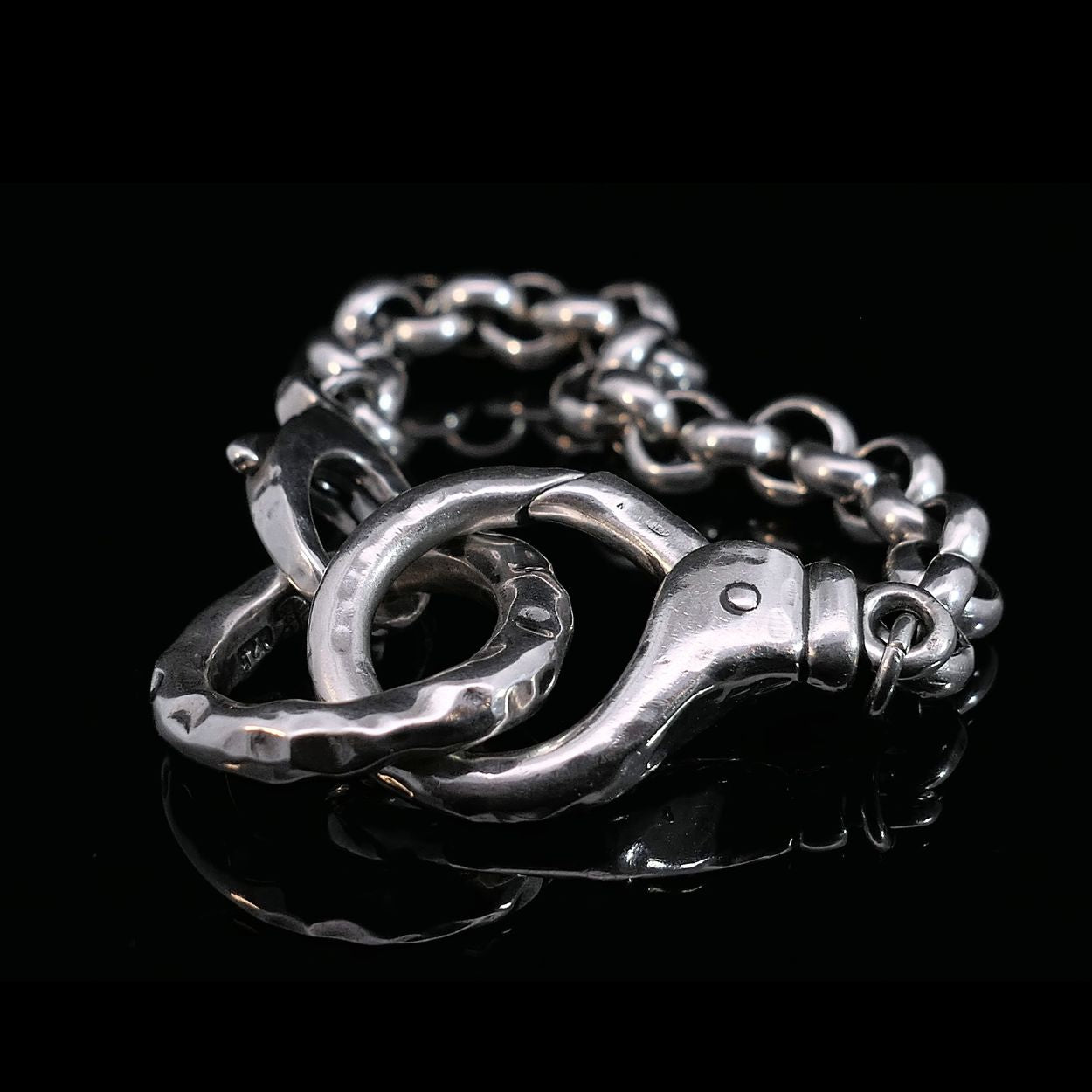 CORE - Armband mit Ring & Karabiner