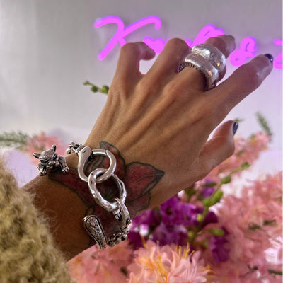 Panther Armreif_Armband_Silberschmuck_CAPULET Schmuck Werkstatt Muenchen