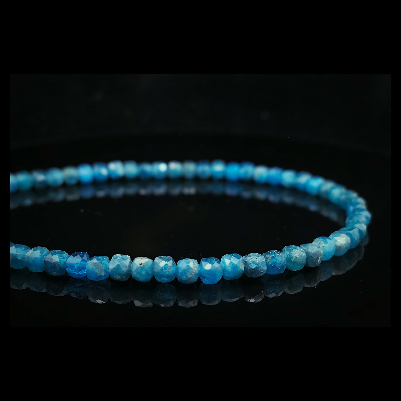 APATHIT Edelsteinkette – blau – OCEAN