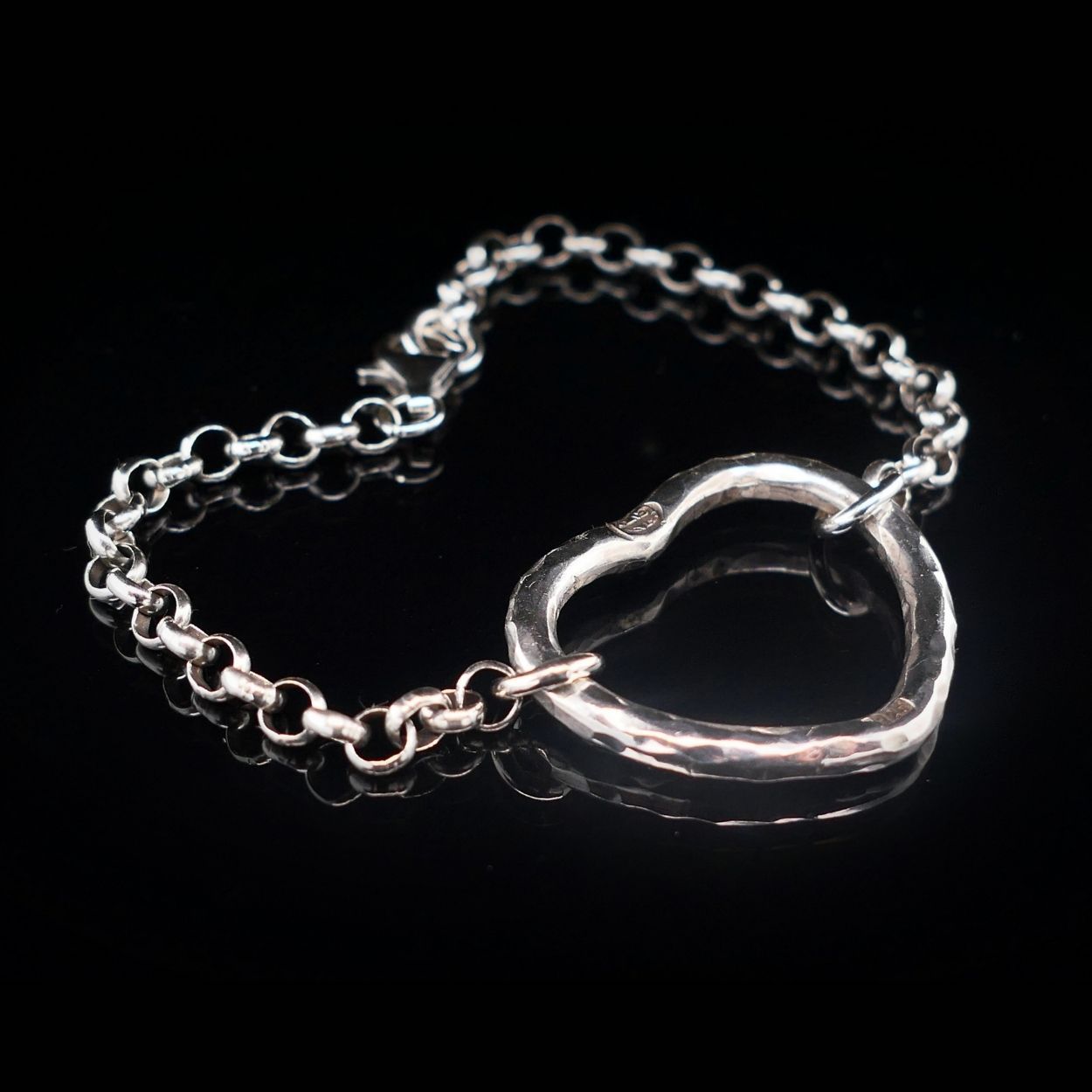 Armband mit Herz Valentina | Armband mit Gravur | Damen Armband | CAPULET Schmuck Werkstatt München