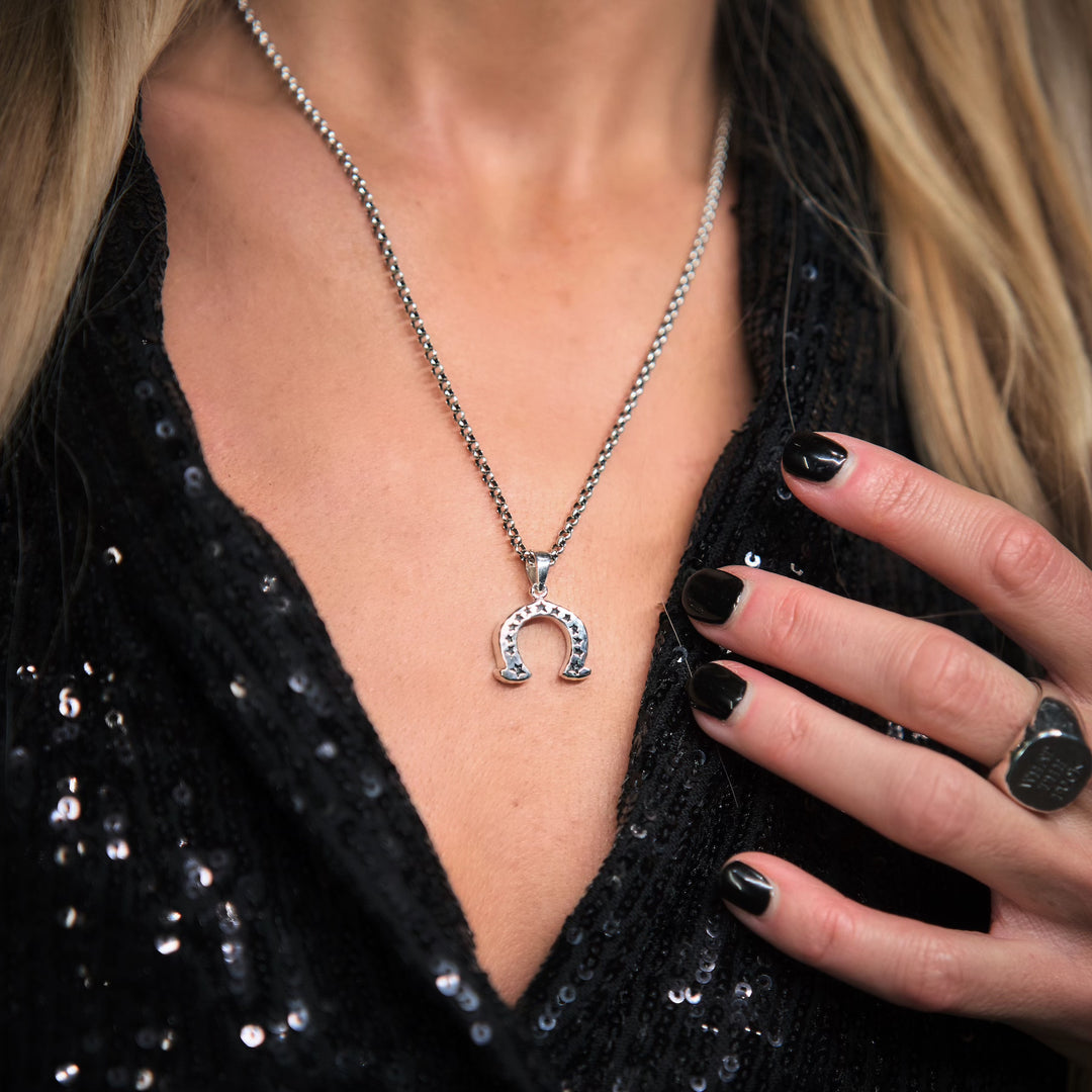 Produktbild von Halskette Mix A Unbranded Western Hufeisen Kleeblatt Halskette Aus Tibetischem Silber - Glücksbringer Mit Stil Damen Kette Silber 925 Mit Anhänger