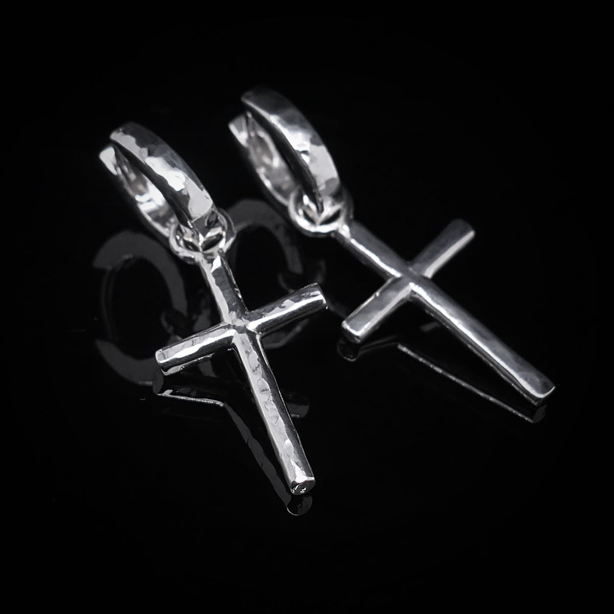  Kreuz Ohrring | Kreuz Creole Silber| Ohrschmuck | CAPULET Schmuck Werkstatt München Ohrringe