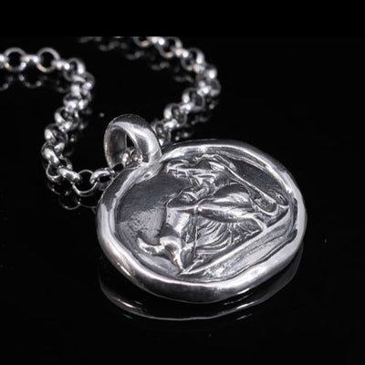 Schwere_Silberkette_Artemis_Kette_mit_Muenze_antik_CAPULET_Schmuck_Werkstatt_Muenchen