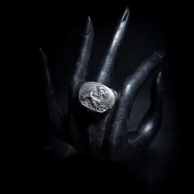 ARTEMIS - Massiver Ring - CAPULET Jewelry  