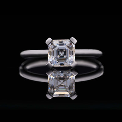 LOVEMENT Asscher –  1,5 Karat Verlobungsring mit Stein SPECTRA™