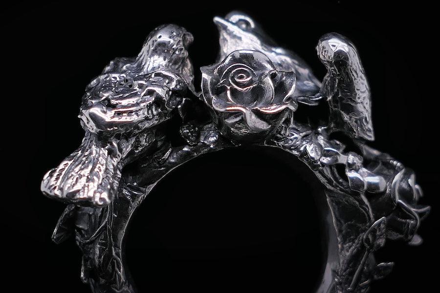Ring mit Blüten Paradise | Ring mit Vögeln | Ring Silber | Ring gehämmert | CAPULET Schmuck Werkstatt München