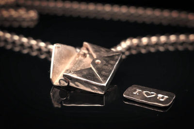 Kette mit Gravur | Letter | Goldkette | Geschenkidee | CAPULET Schmuck Werkstatt München  