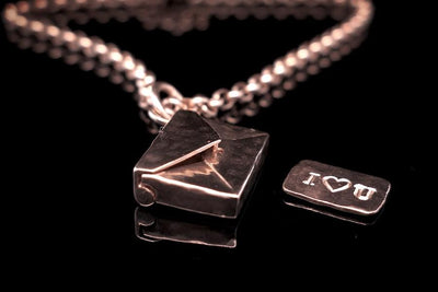 Kette mit Gravur | Letter | Goldkette | Geschenkidee | CAPULET Schmuck Werkstatt München Rosegold