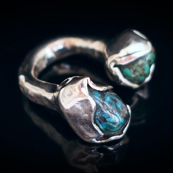 Ring mit Türkisen Rocksy | massiver Ring| Ringe gehämmert | CAPULET Schmuck Werkstatt München