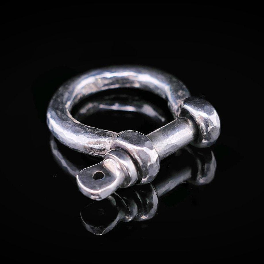 Ringe gehämmert Courage | Ring Silber | Ring mit Gravur | massiver Ring | CAPULET Schmuck Werkstatt München