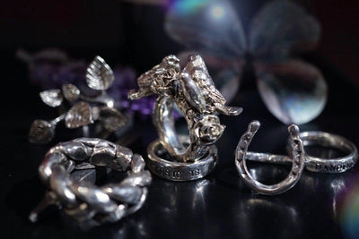 Ring mit Blüten Paradise | Ring mit Vögeln | Ring Silber | Ringe gehämmert | CAPULET Schmuck Werkstatt München
